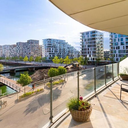 Lys 3 Vaerelses Lejlighed Med 26 M2 Sydvendt Altan Aarhus Exterior photo